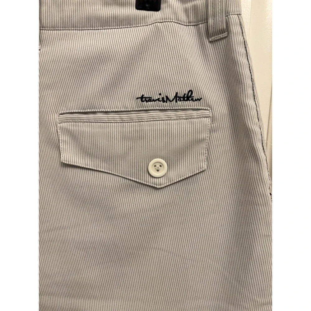 Travis Mathew Shorts Mens 38 Khaki Starnes Stretch Flat Front Performance Golf